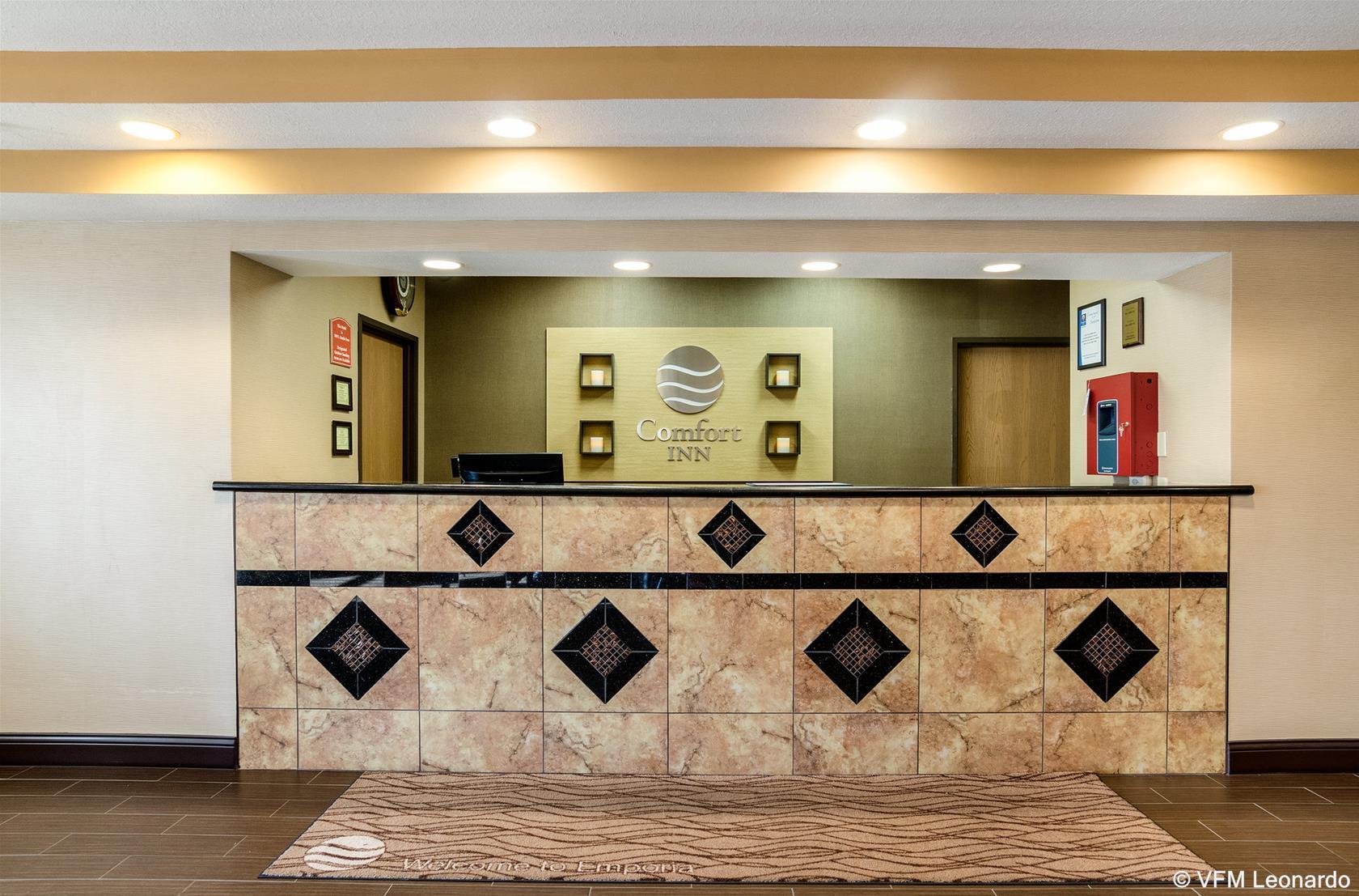 Best Western Emporia Inn Екстер'єр фото